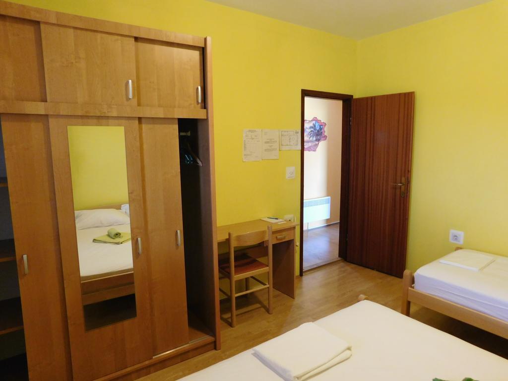 Apartments Leo Janjina المظهر الخارجي الصورة