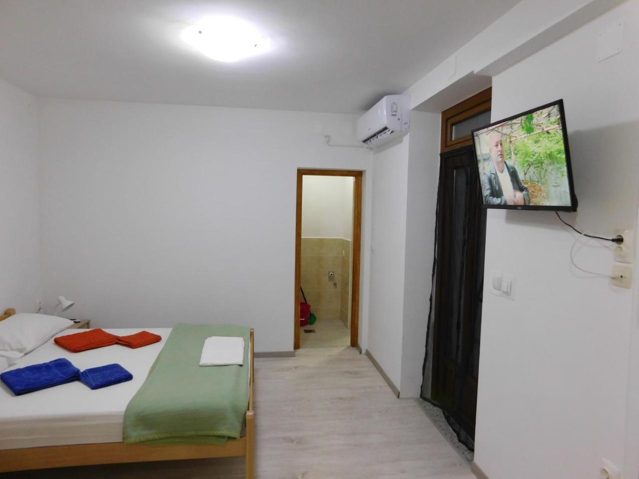 Apartments Leo Janjina المظهر الخارجي الصورة