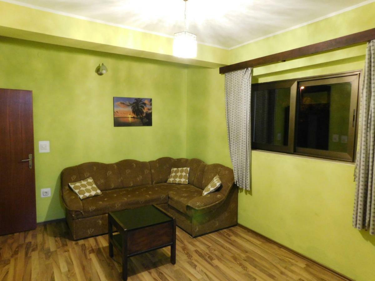 Apartments Leo Janjina المظهر الخارجي الصورة