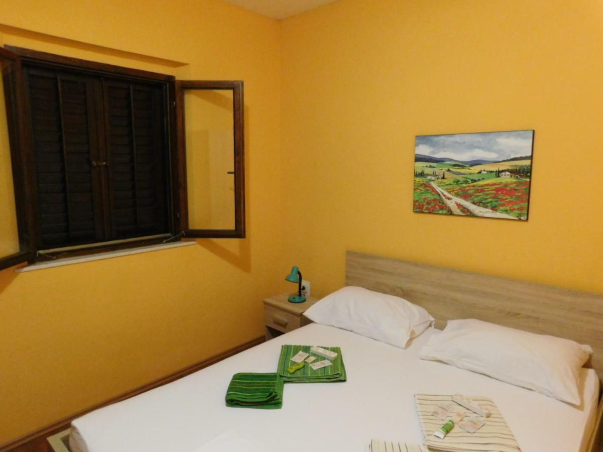 Apartments Leo Janjina المظهر الخارجي الصورة